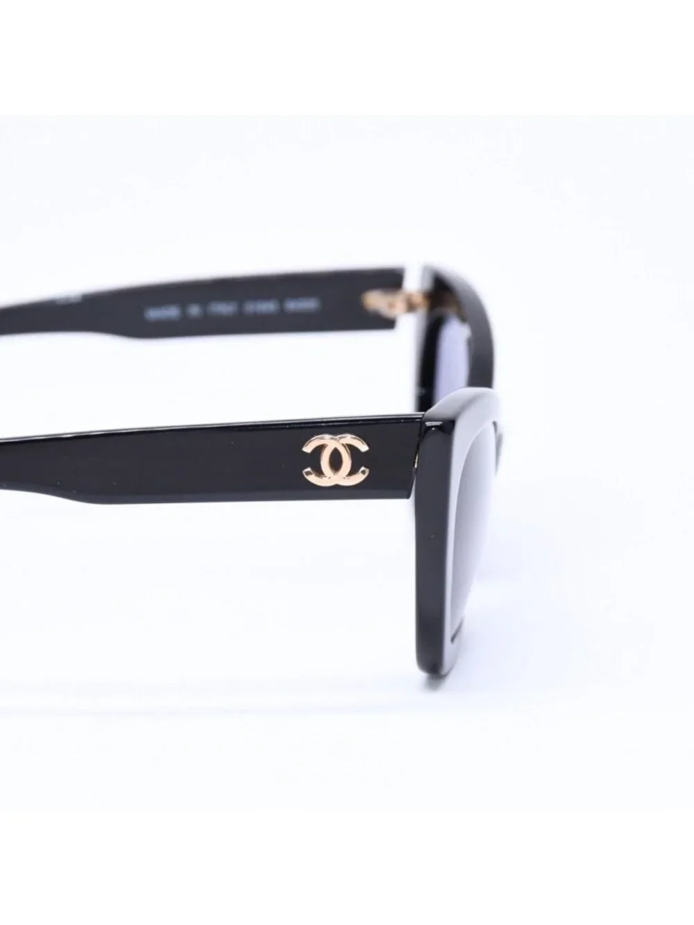 Chanel Cat's Eye Sunglasses Eyewear CC Logo Black Gold